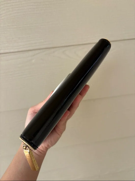 Tory Burch Black Patent Zip-Around Wallet with Logo - Picture 6 of 11